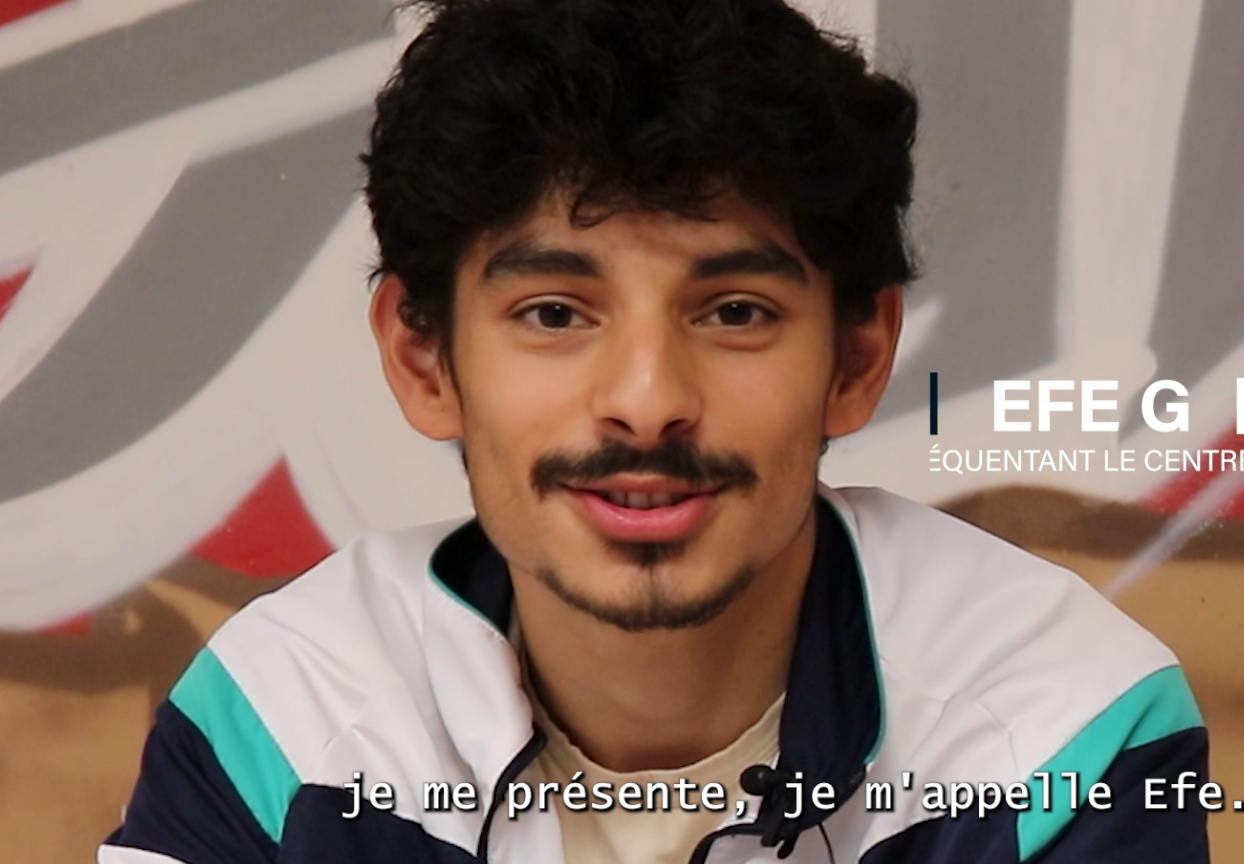 EFE GUNER - Jeune